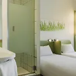 Ibis Budget West Station * 바르샤바