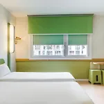 Ibis Budget West Station Hotel Warszawa