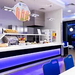 Ibis Budget West Station Отель Варшава