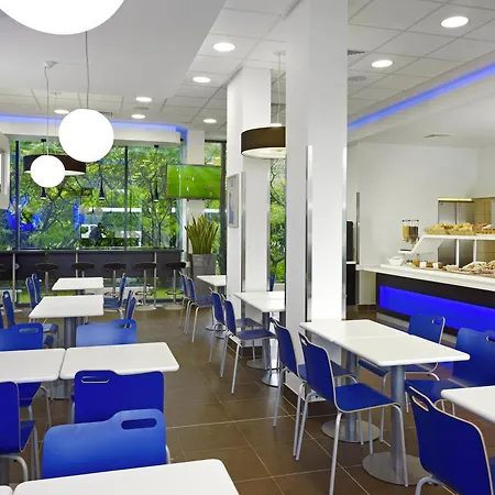 Hotel Ibis Budget West Station Varsovia