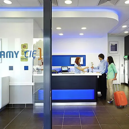 Ibis Budget West Station Hotel