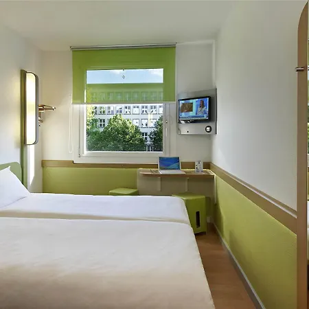 Ibis Budget West Station Hotel Warschau