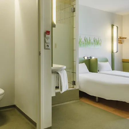 Hotel Ibis Budget West Station