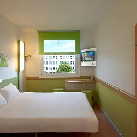 Ibis Budget West Station Hotell Warszawa