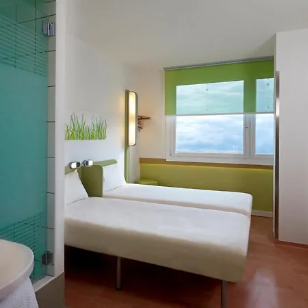 Ibis Budget West Station Hotel Varsavia