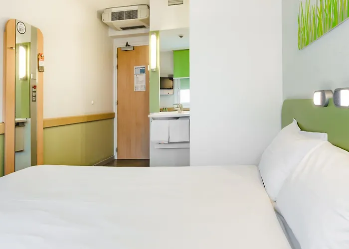 Hotel Ibis Budget West Station Warschau