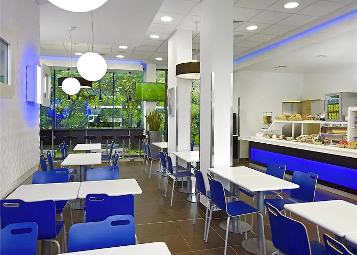 Ibis Budget West Station Hotel Warschau