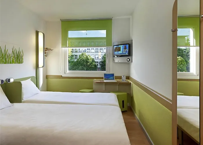 Hotel Ibis Budget West Station Warschau