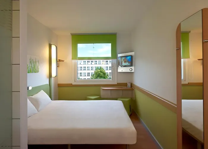 Ibis Budget West Station Hotel Warschau