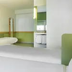 Ibis Budget West Station