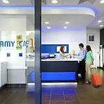 Ibis Budget West Station Hotell
